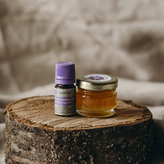  Mézes, illatos Karácsonyi ajándékcsomag az Aromadokitól 